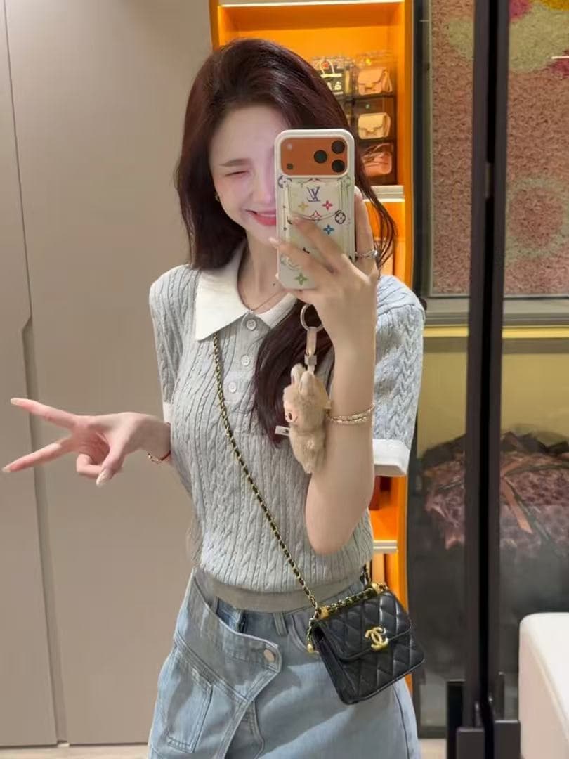 한 부서 배색 POLO 칼라 자수 꽈배기 반팔 니트 스웨터 여성 여름 새로운 고급 센스 연령 감소 아름다운 맨위 상세 이미지 5