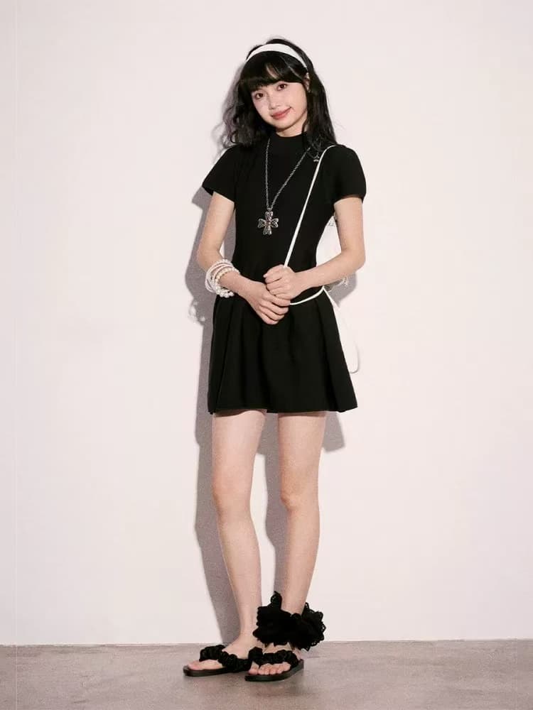 cream kitten 블랙 베리 사탕 검정색 허리 수축 니트 여성 드레스 여름 슬림해 보이는 반팔 짧은 치마 상세 이미지 3