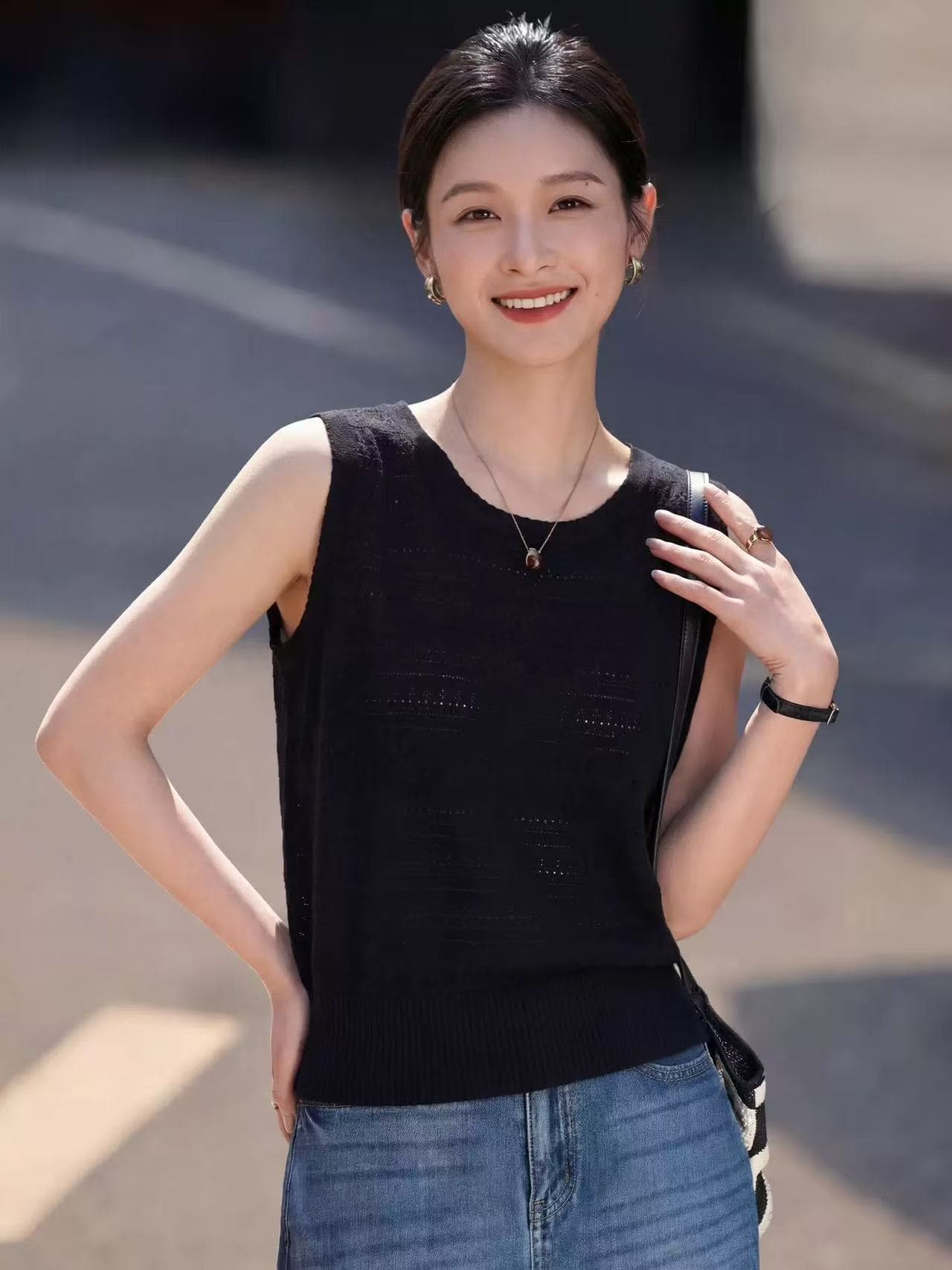살구 색상 홀로우 아웃 u 칼라 캐미솔 여름 외출용 민소매 어깨 맨위 이미지 4