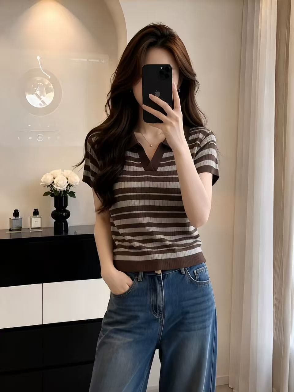 브라운 스트라이프 POLO 칼라 몸매 가꾸기 반팔 티셔츠 여성 2026 여름 디자인 센스 작은 대중 아니요 명중 섹션 긍정적 인 어깨 의류 이미지 2
