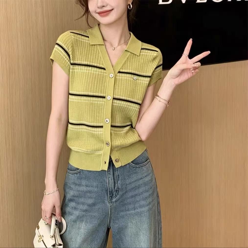 한 부서 스트라이프 패치워크 색상 폴로 칼라 반팔 니트 오픈 가디건 여성 2026 여름 새로운 슬림해 보이는 품격 맨위 dp1105 이미지 3