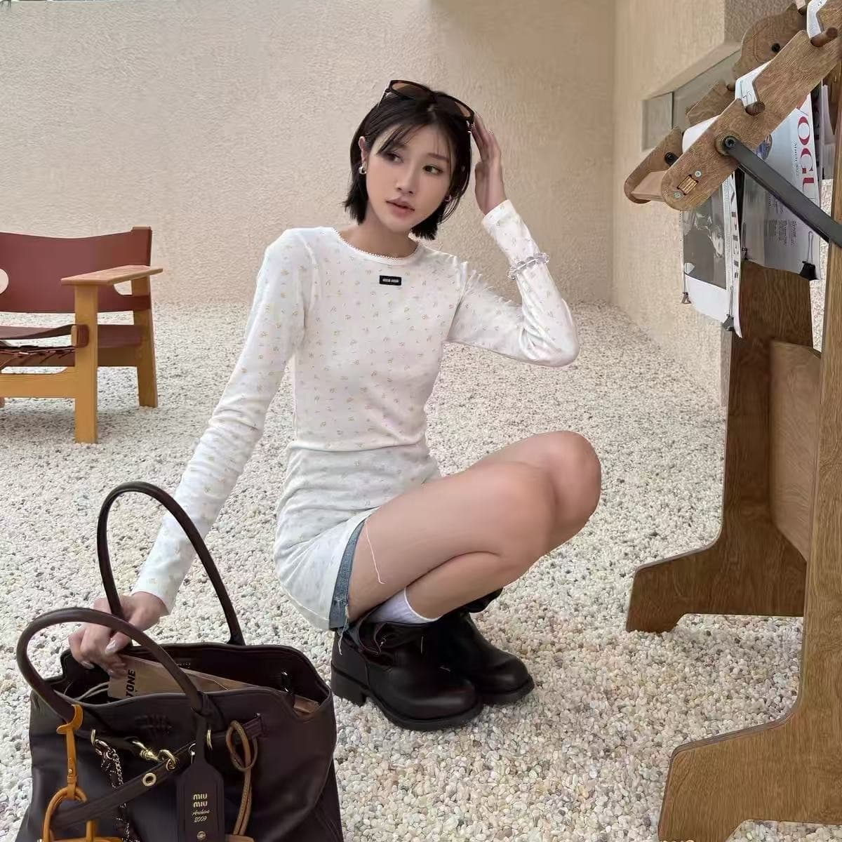 miu 부서 바람 꽃무늬 프린트 긴팔 여성 드레스 2026 봄 가을 새로운 학원 스타일 소녀 센스 티셔츠 치마 이미지 5