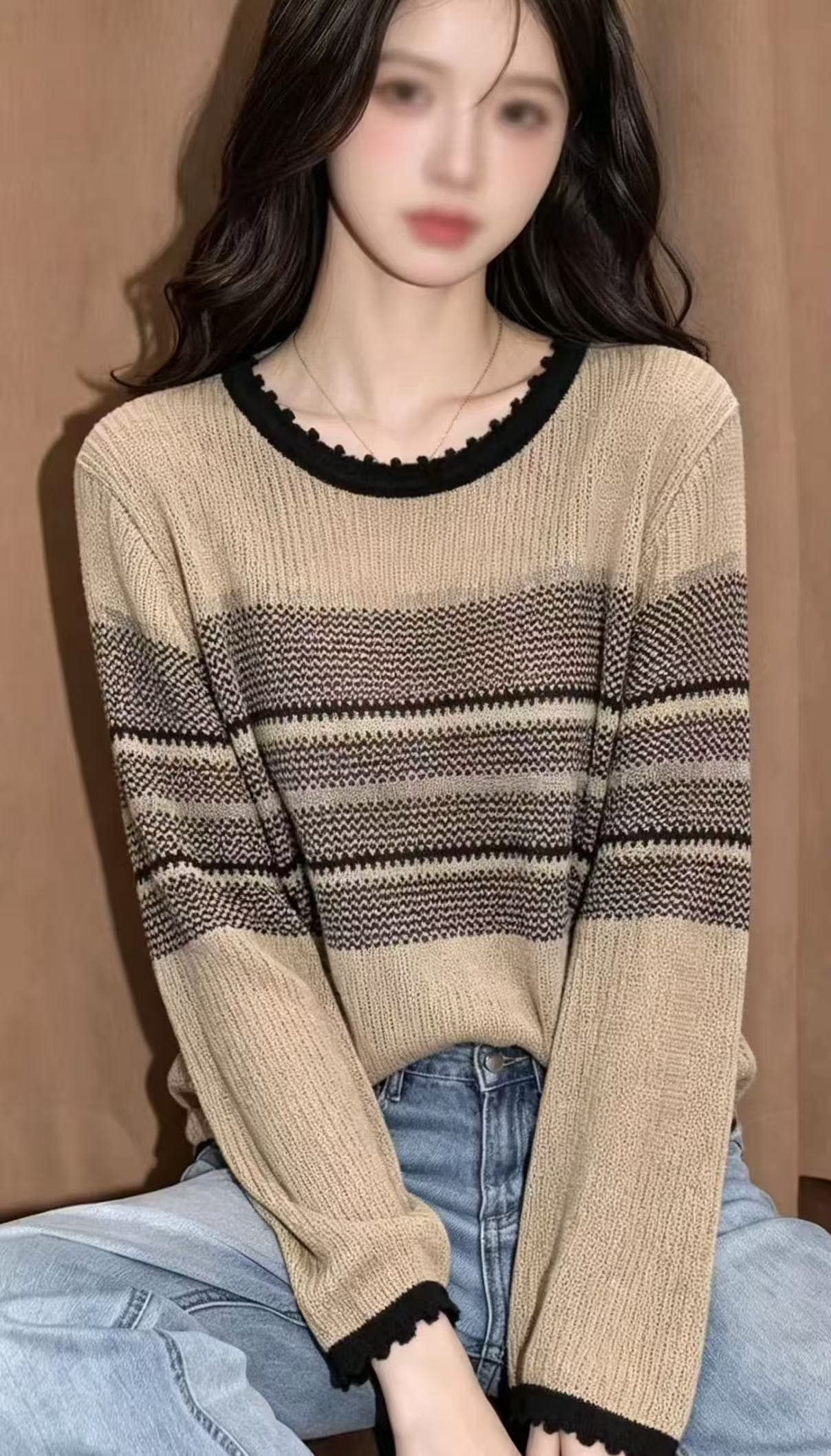 열세 개 2026 이른 가을 새로운 한 부서 레트로 배색 스트라이프 니트 스웨터 여성 홀로우 아웃 얇은 스타일 긴팔 스웨터