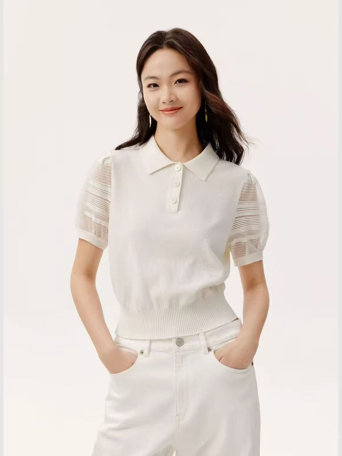 2026 봄 여름 다용도 슬림해 보이는 화이트 반팔 니트 스웨터 2037 상세 이미지 1