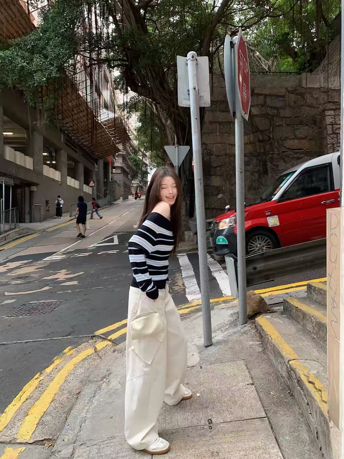 lilylikes 한 조정 여성 주님 60 지점 양모 혼방 아름다운 품격 오프숄더 해군 스트라이프 맨위 상세 이미지 3