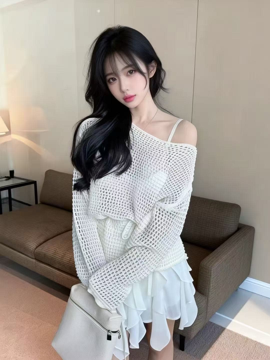 느긋한 바람 얇은 스타일 홀로우 아웃 시스루 니트 스웨터 티셔츠 루즈핏 자외선 차단 블라우스 품격 섹시함 비스듬한 어깨 긴팔 맨위