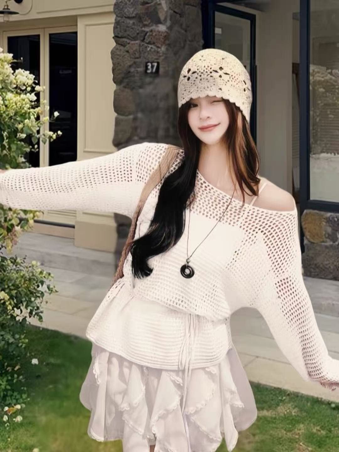 느긋한 바람 얇은 스타일 홀로우 아웃 시스루 니트 스웨터 티셔츠 루즈핏 자외선 차단 블라우스 품격 섹시함 비스듬한 어깨 긴팔 맨위 이미지 3