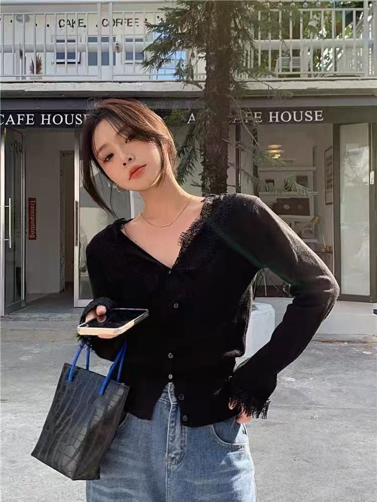 프랑스식 섹시함 몸매 가꾸기 레이스 셔츠 Chic 작은 셔츠 여성 봄 가을 빛 요리 한 달콤한 핫걸 쇼트 스타일 고유 한 아름다운 작은 맨위 이미지 2