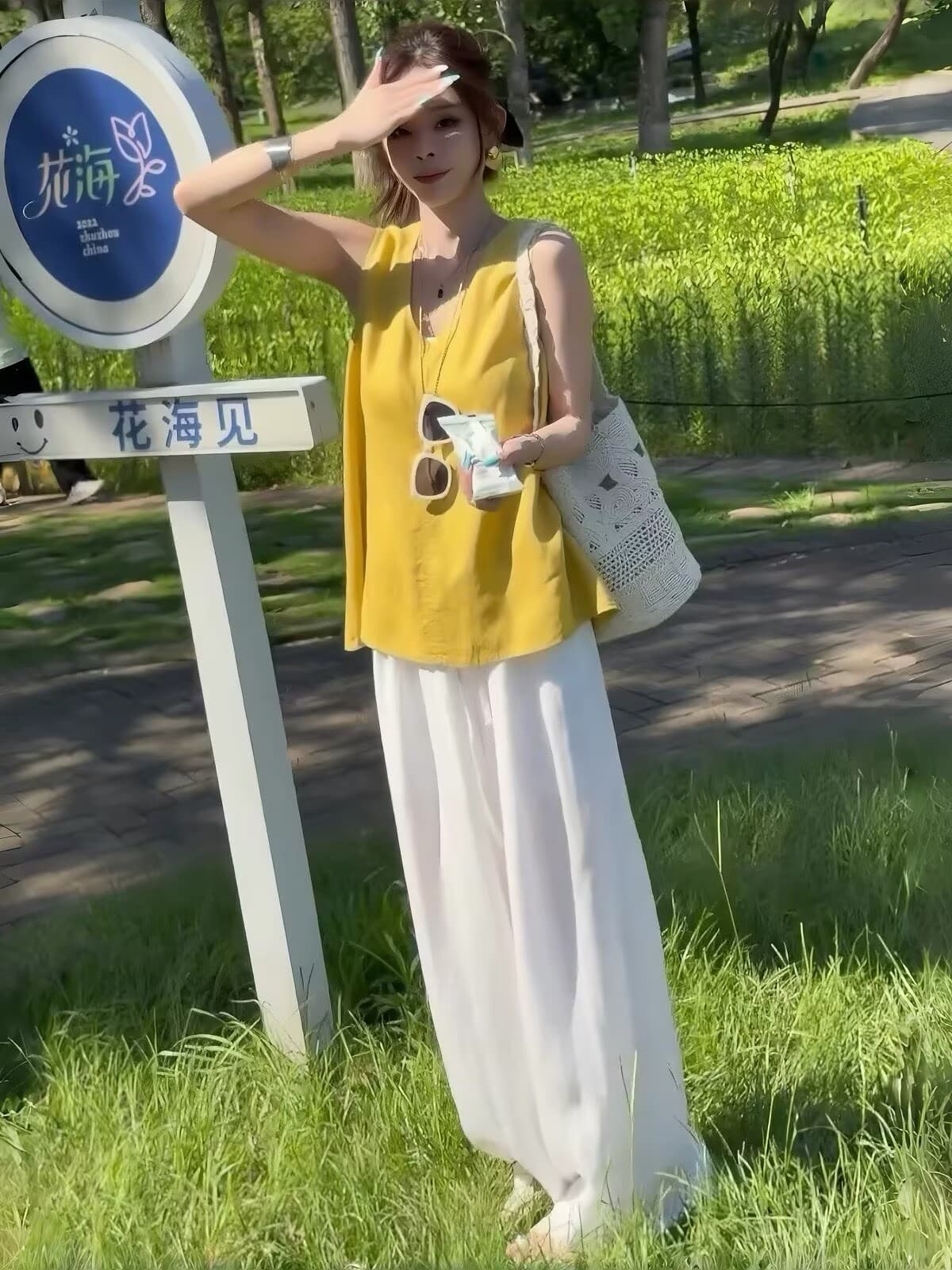 2026 슈퍼 화재 여름 연령 감소 전체 집합 한 부서 느슨함 센스 패션 루즈핏 민소매 조끼 와이드 레그 팬츠 투피스 세트 이미지 4