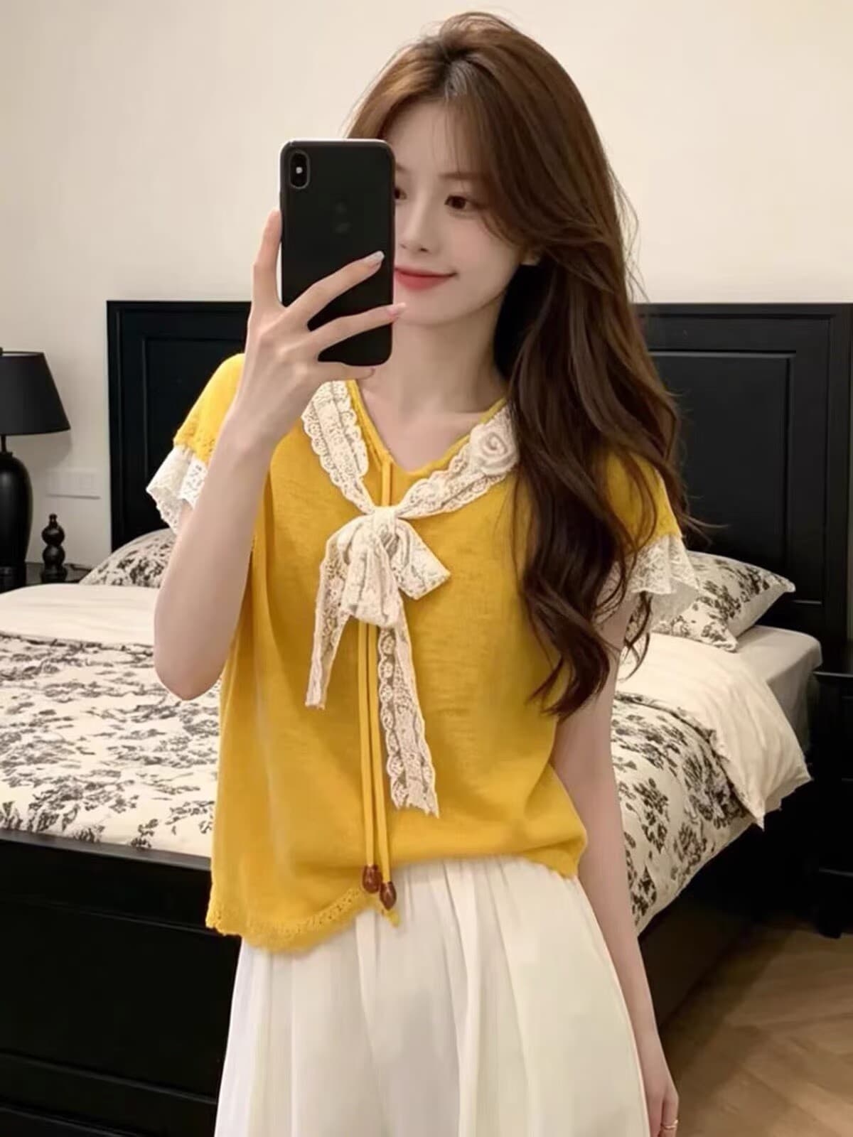 도파민 바람 세트 여성 여름 한 부서 품격 슬림해 보이는 자이언트 잘 생긴 쇼트 스타일 레이스 조각 V넥 반팔 맨위 이미지 2
