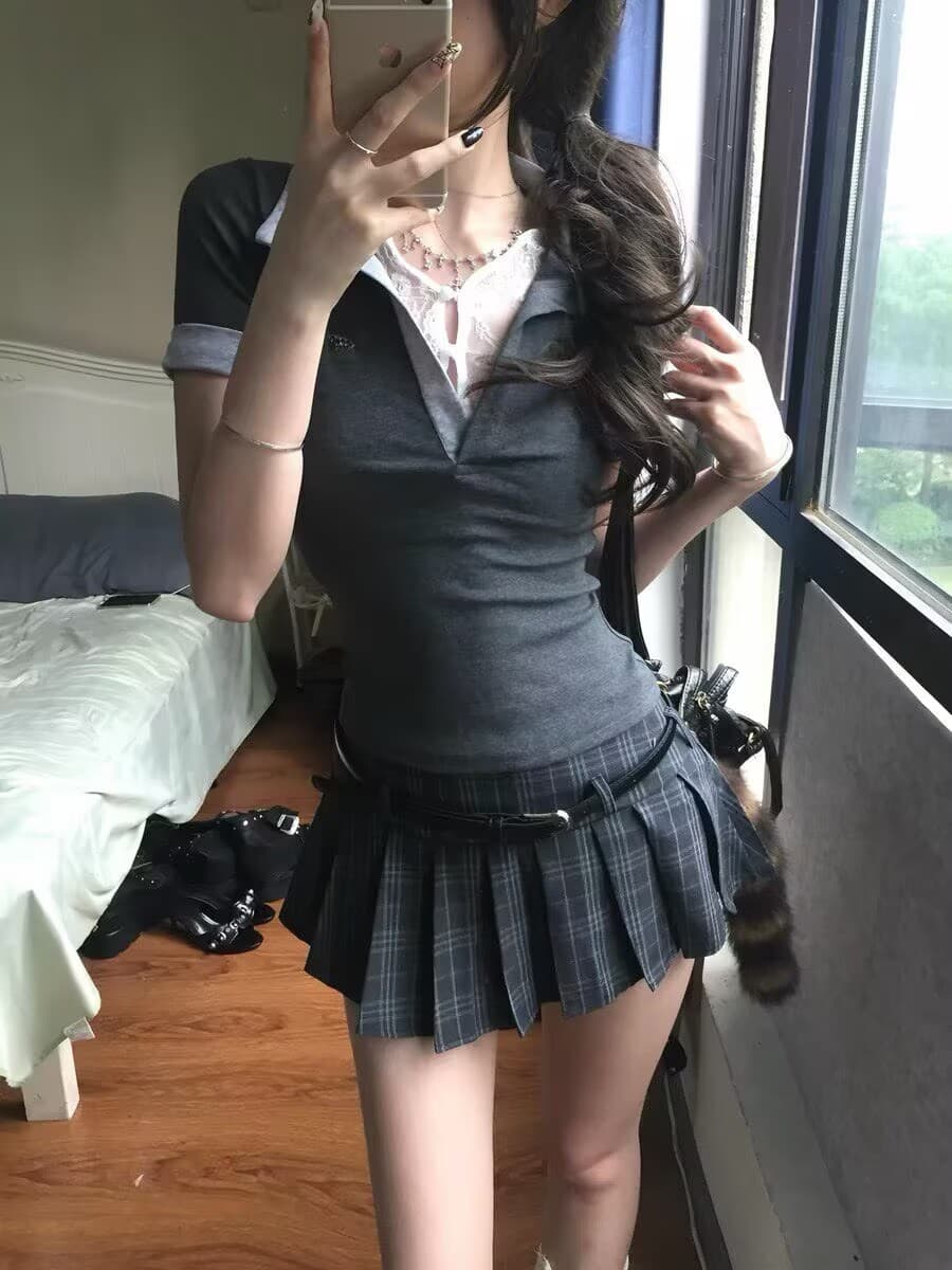 자이언트 잘 생긴 ~ 중 여름 세트 작은 키 아메리칸 핫걸 레이스 조각 V넥 티셔츠 맨위 플리츠 스커트 투피스 세트 상세 이미지 5