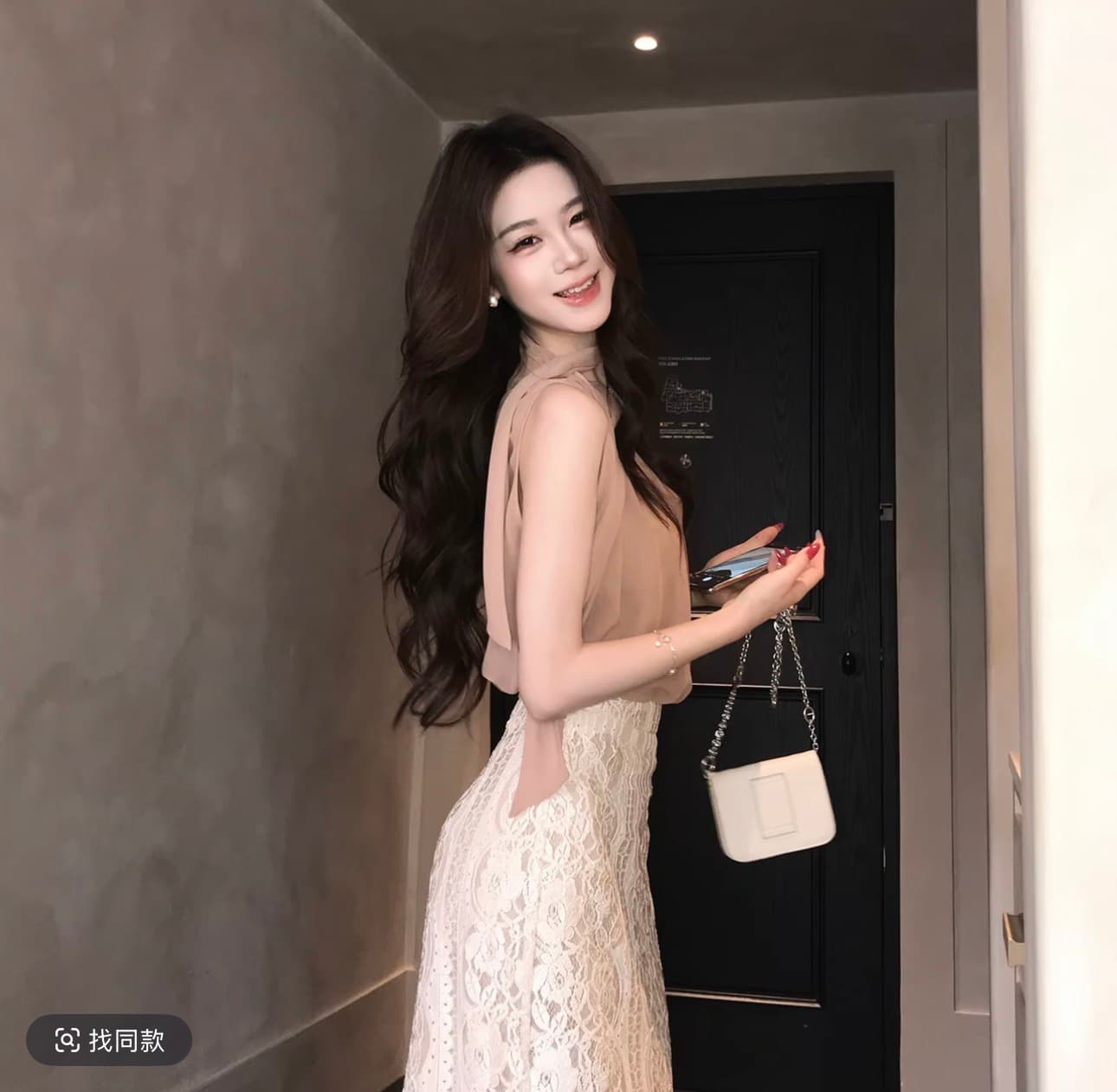 무쯔리 목자이 ~ 중 리 얕은 꿈 지성 디자인 센스 민소매 V넥 리본 쉬폰 톱 홀로우 아웃 레이스 반신 스커트 이미지 2