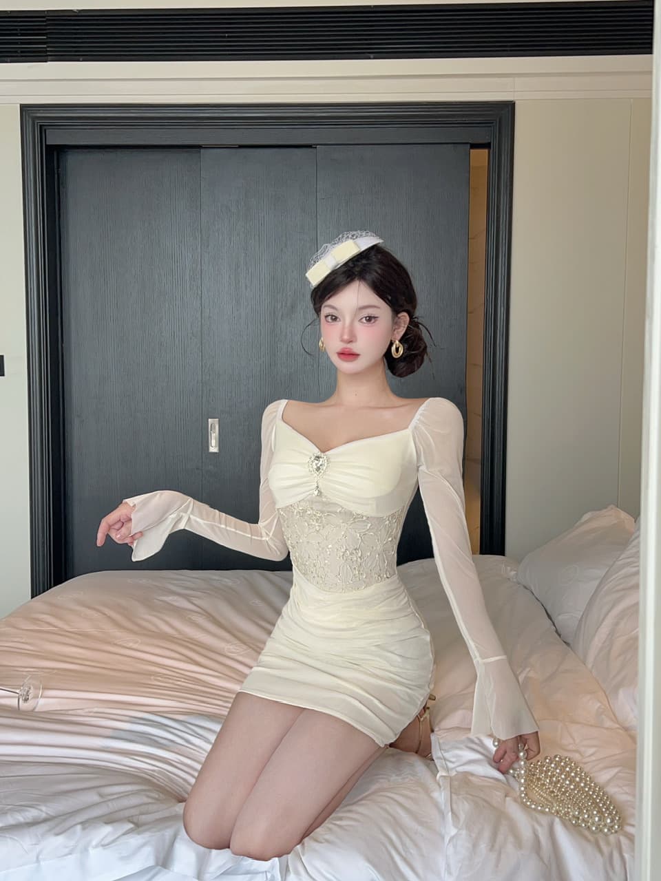 실사 긴팔 섹시함 레이스 망사 패치워크 타이트 타이트 스커트 미니 스커트 슈퍼 잘 생긴 ~ 중 이른 가을 여성 드레스 2026 상세 이미지 4