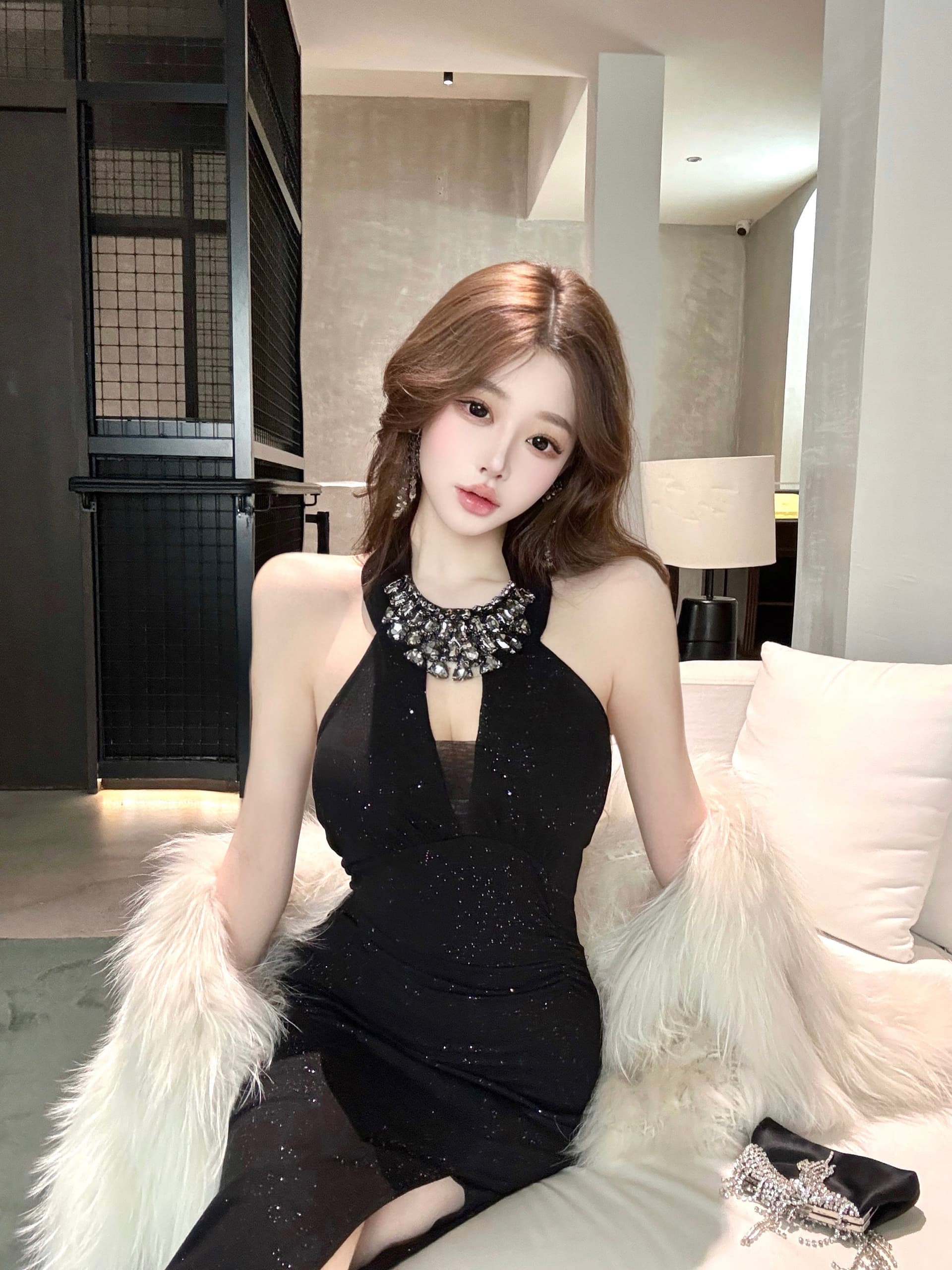 실사 비싼 가스 센스 천 골드 다이아몬드 세팅 슬립 드레스 여름 섹시함 행침 목 타이트 스커트 생일 연회 미니 스커트 상세 이미지 24