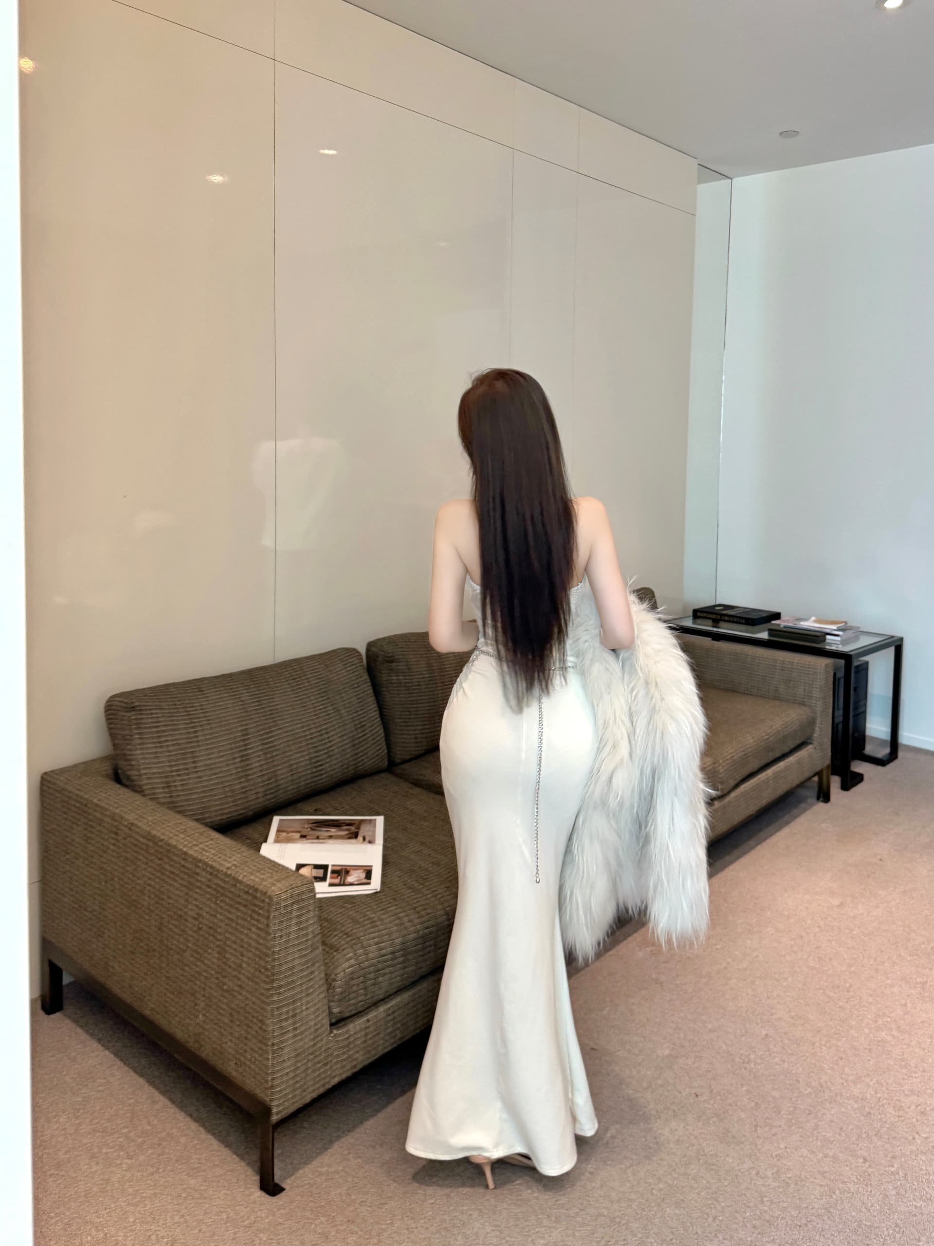 실사 핫걸 오프숄더 행침 목 플래시 훈련 슬립 드레스 센스 슬림해 보이는 타이트 스커트 작은 엄마 외국 가스 다용도 중간 길이 스커트 상세 이미지 17