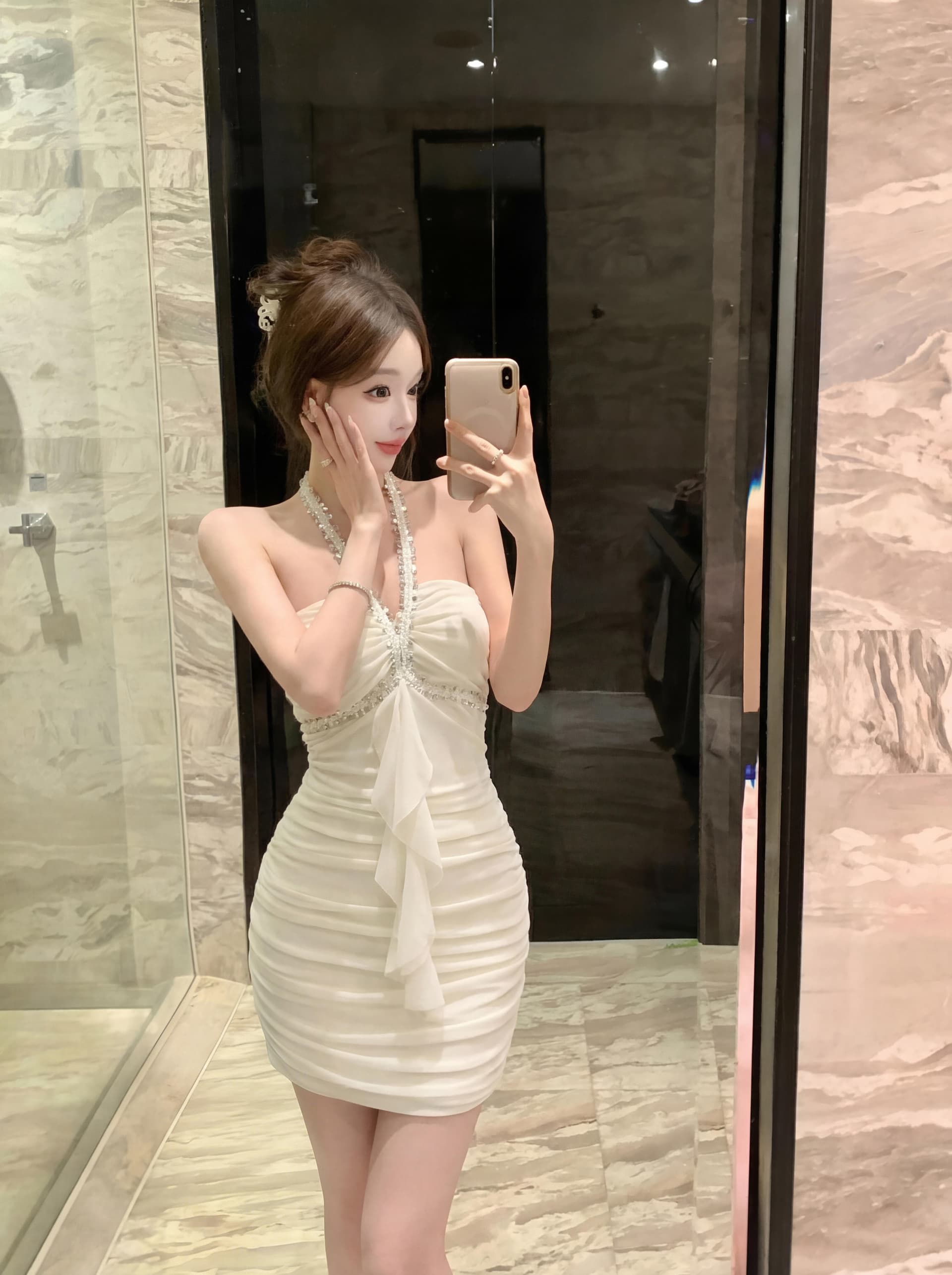실사 빛 럭셔리 바람 다이아몬드 세팅 행침 목 드레스 망사 주름 장식 허리 수축 타이트 스커트 명문 여성 품격 슬림해 보이는 외국 가스 치마 상세 이미지 13