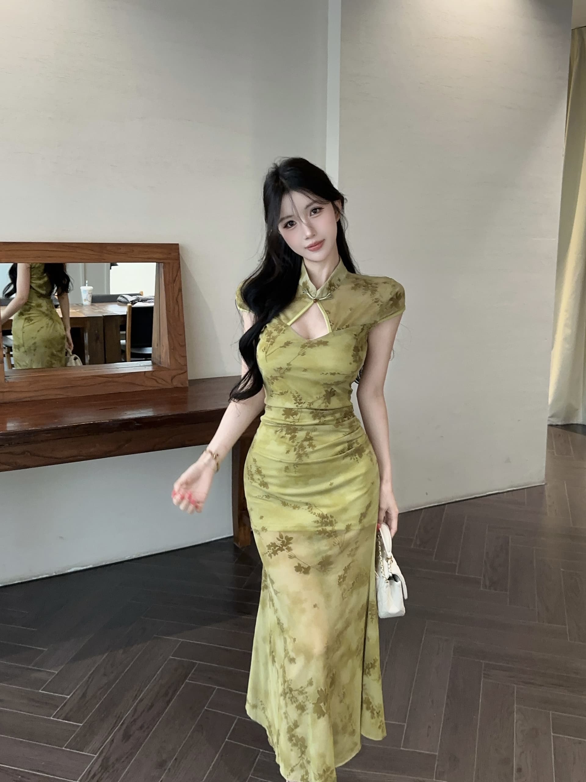 실사 국풍 새로운 중식 보라색 홀로우 아웃 꽃무늬 향상된 버전 치파오 드레스 관대 한 점잖은 아름다운 자이언트 잘 생긴 롱 스커트 상세 이미지 12