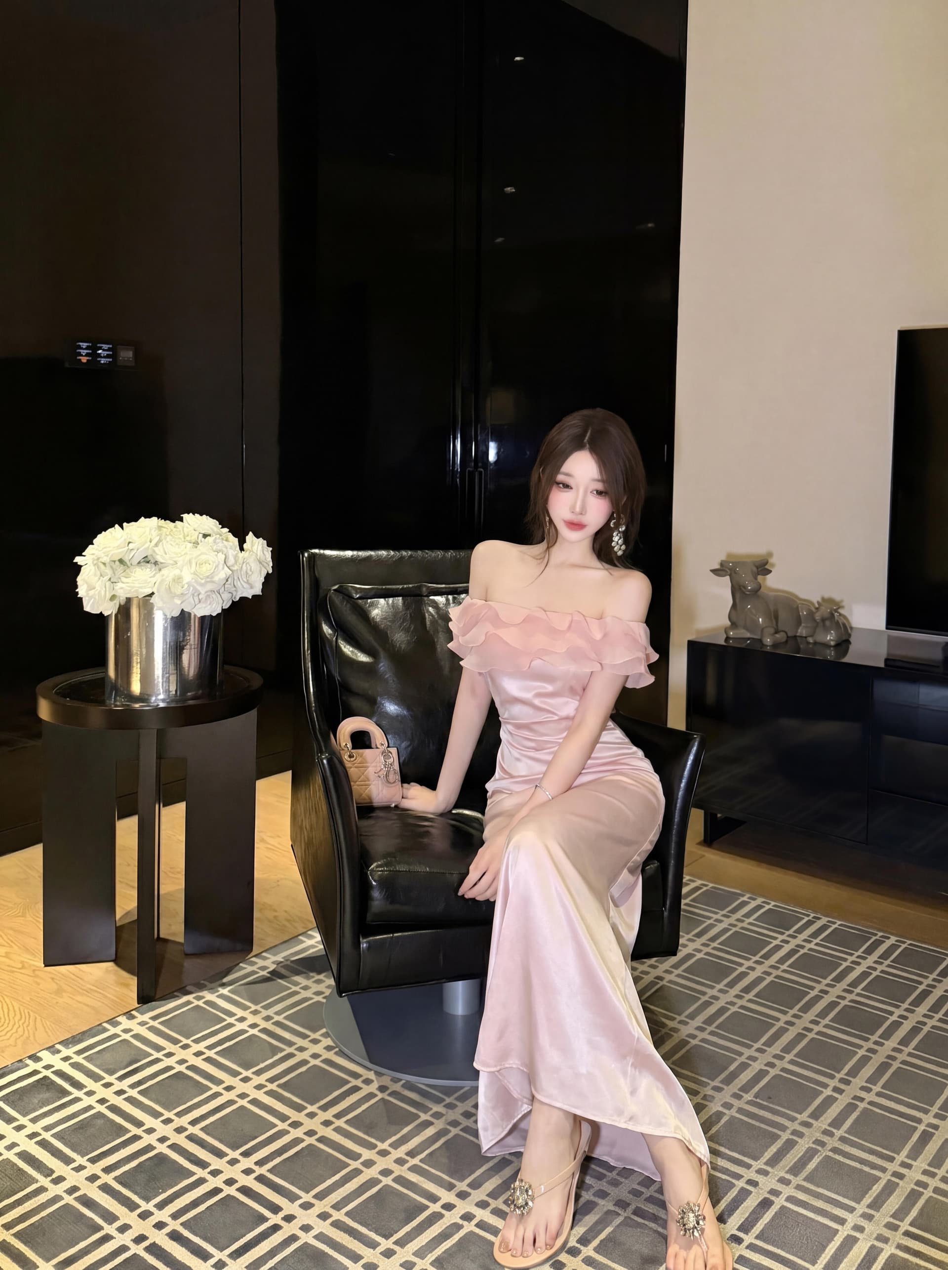 실사 여름 품격 천 골드 순수한 욕망 새틴 프릴 오프숄더 표지 배 슬림해 보이는 인어 꼬리 트임 드레스 상세 이미지 6