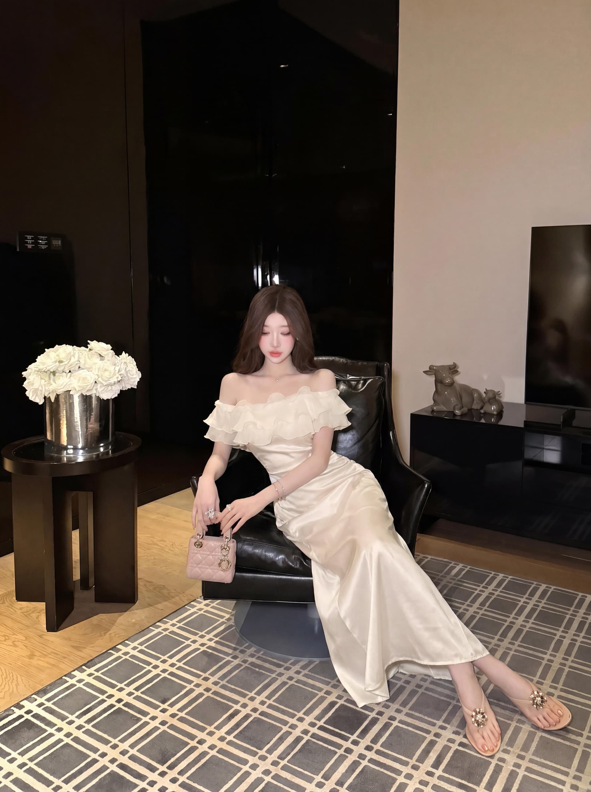 실사 여름 품격 천 골드 순수한 욕망 새틴 프릴 오프숄더 표지 배 슬림해 보이는 인어 꼬리 트임 드레스 상세 이미지 13