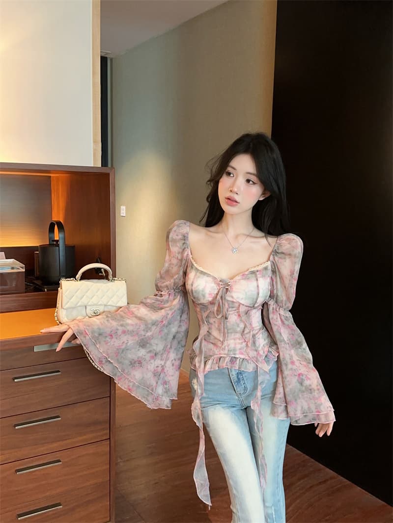 실사 정가 프랑스식 꽃무늬 불규칙 쉬폰 나팔 소매 여성 셔츠 품격 허리 수축 디자인 센스 순수한 욕망 맨위 이미지 4
