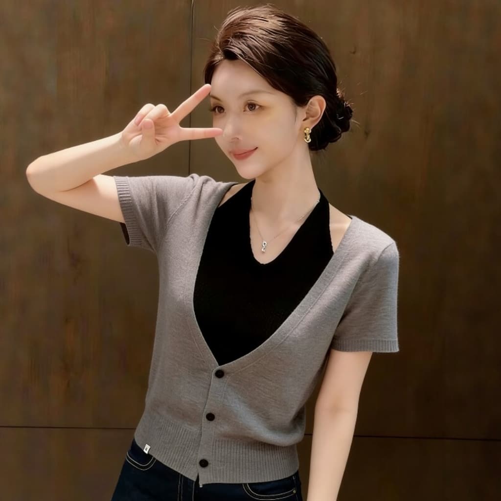 한 부서 행침 목 페이크 레이어드 반팔 니트 스웨터 여성 2026 여름 새로운 슬림해 보이는 표지 고기 Chic 맨위 이미지 4
