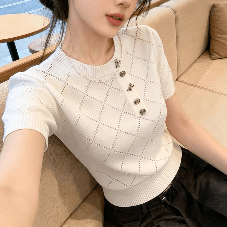 화이트 홀로우 아웃 링 그리드 라운드 넥 니트 스웨터 여성 2026 봄 여름 새로운 루즈핏 연령 감소 긍정적 인 어깨 의류