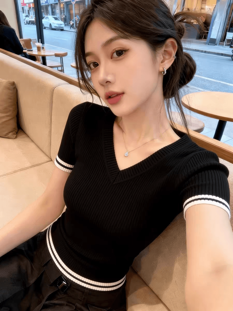 레트로 chic 외국 가스 V넥 반팔 니트 스웨터 여성 2026 여름 새로운 슈퍼 잘 생긴 폭발 슬림해 보이는 맨위 이미지 2