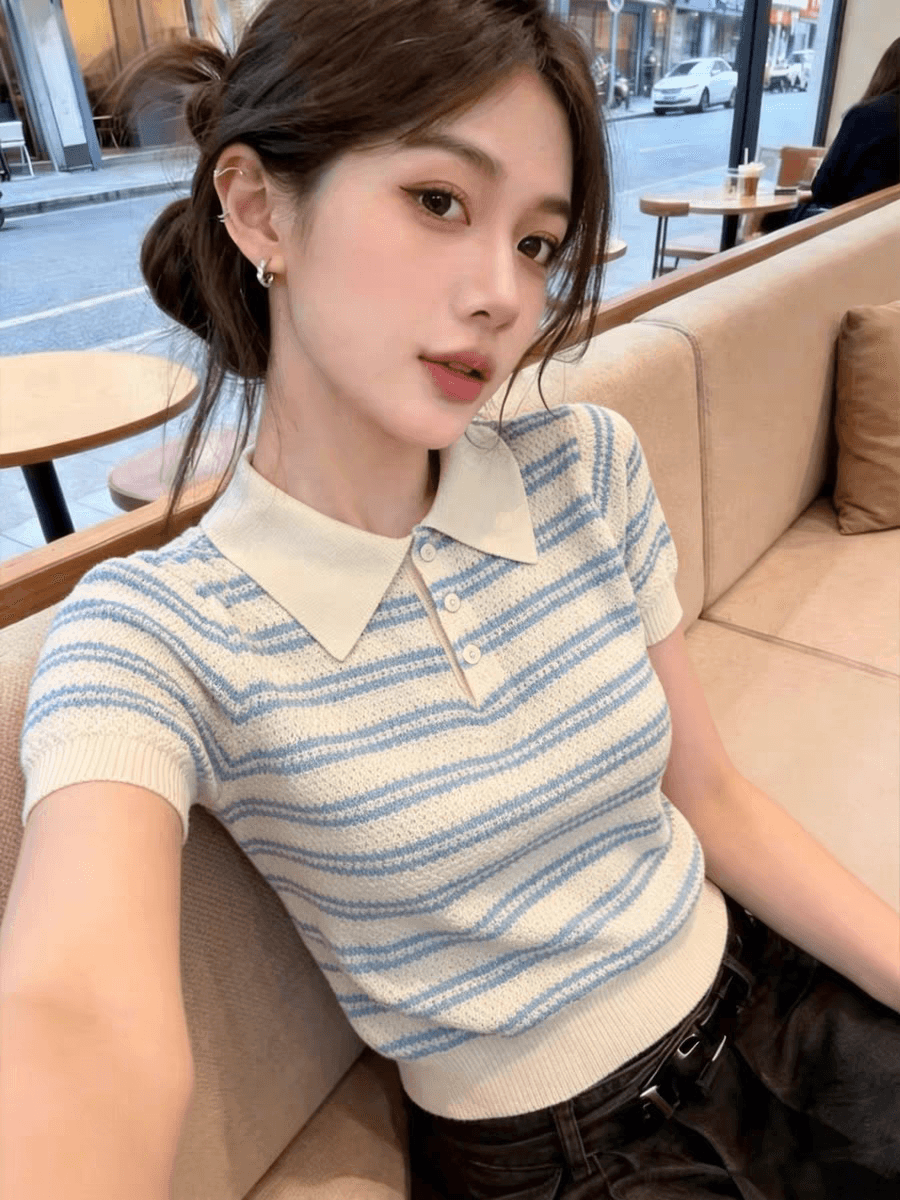 POLO 칼라 파란색 스트라이프 반팔 티셔츠 여성 여름 루즈핏 쇼트 스타일 폴로 칼라 긍정적 인 어깨 반소매 얇은 니트 스웨터 맨위