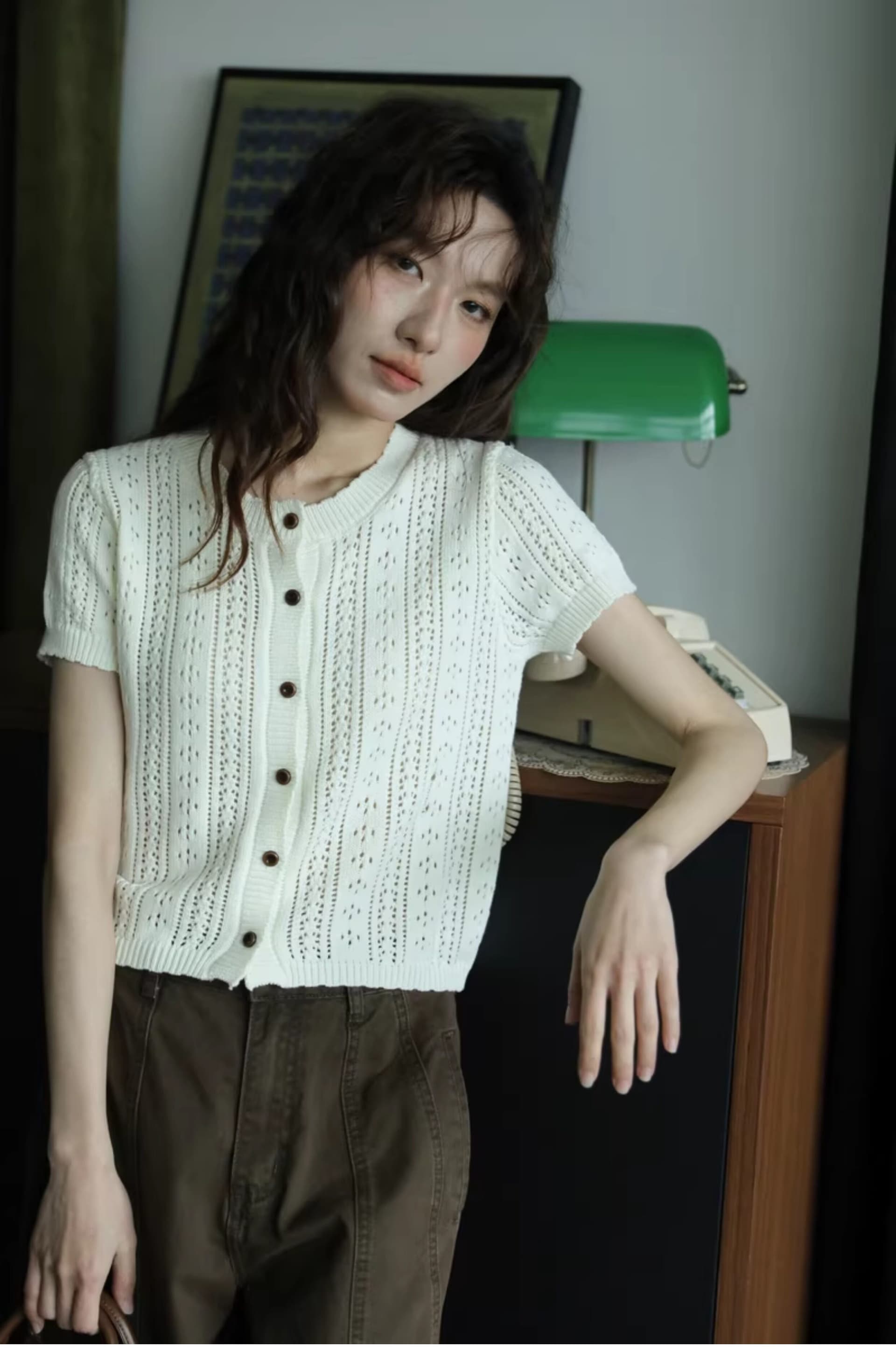 레트로 스타일 홀로우 아웃 니트 오픈 가디건 여성용 짧은 소매 몸매 가꾸기 슬림해 보이는 파란색 맨위 도파민 바람 라운드 넥 여름 여성 의류 상세 이미지 10