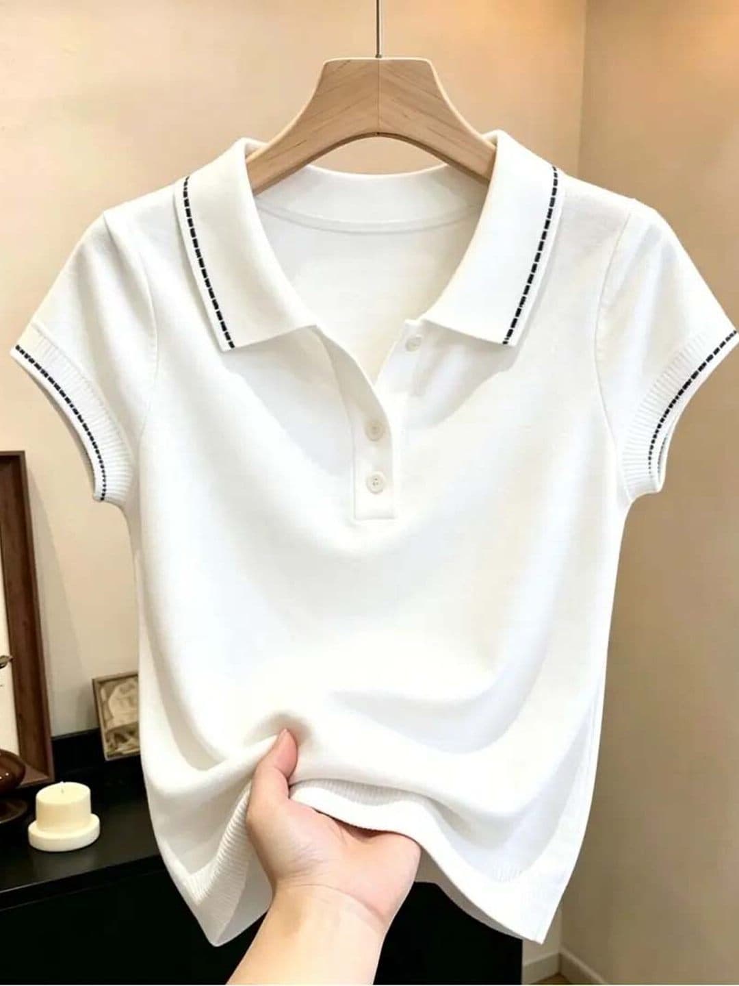 배색 POLO 칼라 반팔 니트 스웨터 여성 2026 여름 빅 사이즈 지방 mm 다용도 루즈핏 슬림해 보이는 출퇴근 바람 맨위 상세 이미지 2