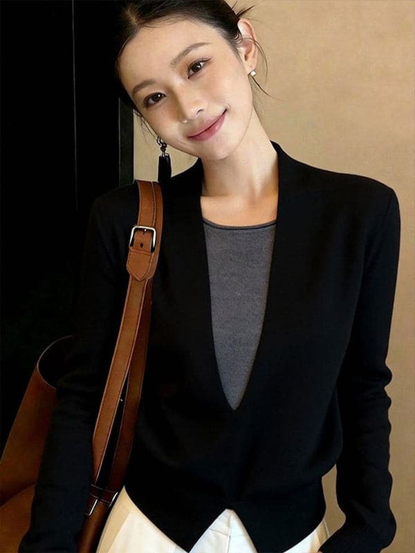 슈퍼 잘 생긴 검정색 허리 수축 페이크 레이어드 맨위 여성 2026 년 봄 새로운 디자인 센스 쇼트 스타일 긴팔 티셔츠 이미지 4