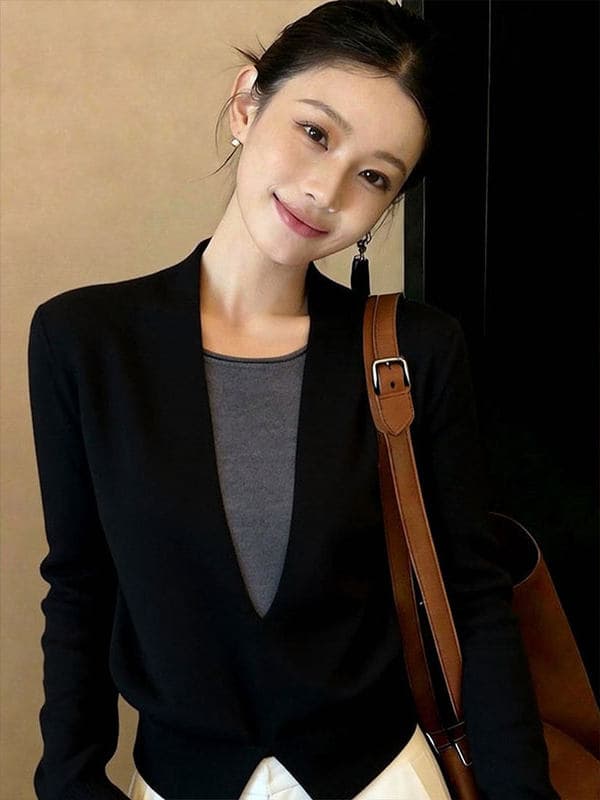 슈퍼 잘 생긴 검정색 허리 수축 페이크 레이어드 맨위 여성 2026 년 봄 새로운 디자인 센스 쇼트 스타일 긴팔 티셔츠