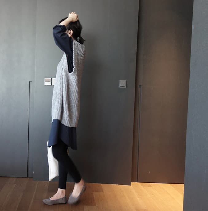 봄 가을 새로운 한국 스타일 긴팔 흰 셔츠 여자 중간 롱 코트 루즈핏 슬림해 보이는 셔츠 드레스 다용도 캐주얼 맨위 트렌디 상세 이미지 15