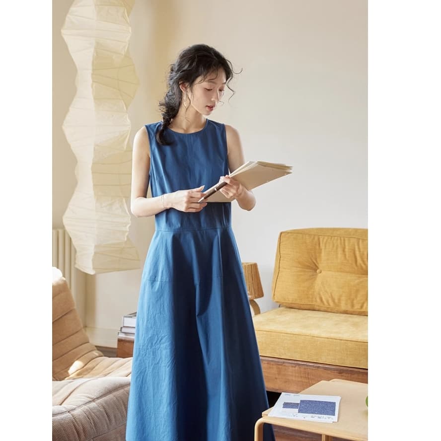 산 섬 목가적 인 엄마 여름 파란색 우아함 레트로 그는 벤 바람 드레스 미니멀리즘 라운드 넥 슬림해 보이는 중간 길이 치마 이미지 2