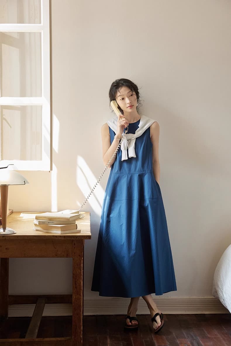 산 섬 목가적 인 엄마 여름 파란색 우아함 레트로 그는 벤 바람 드레스 미니멀리즘 라운드 넥 슬림해 보이는 중간 길이 치마 상세 이미지 7