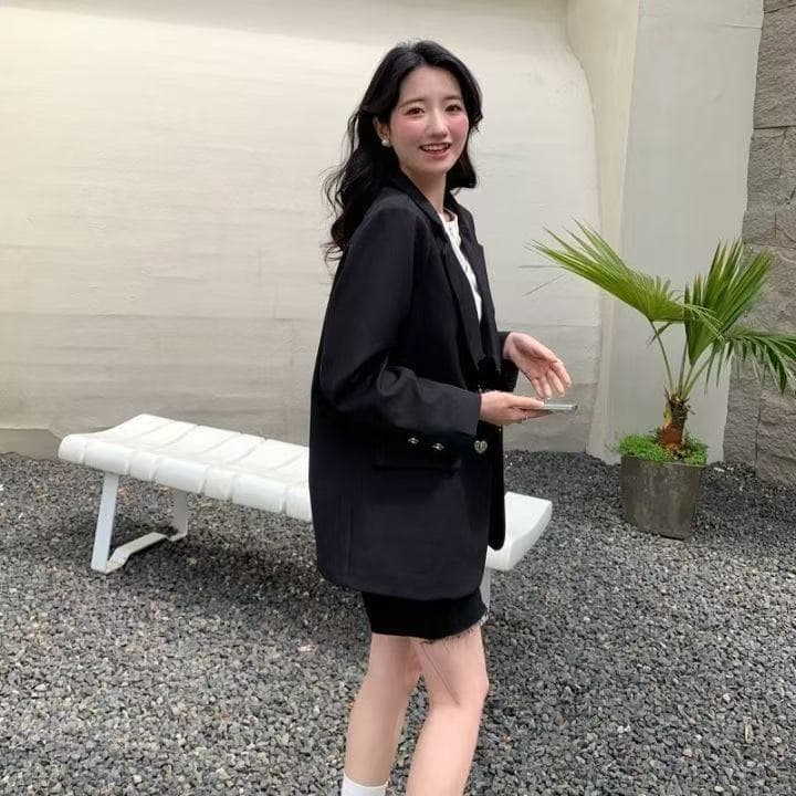 봄 가을 새로운 하트 버클 블레이저 여성 레저 패션 다용도 고급 센스 튀김 거리 루즈핏 외국 가스 작은 정장 상세 이미지 5