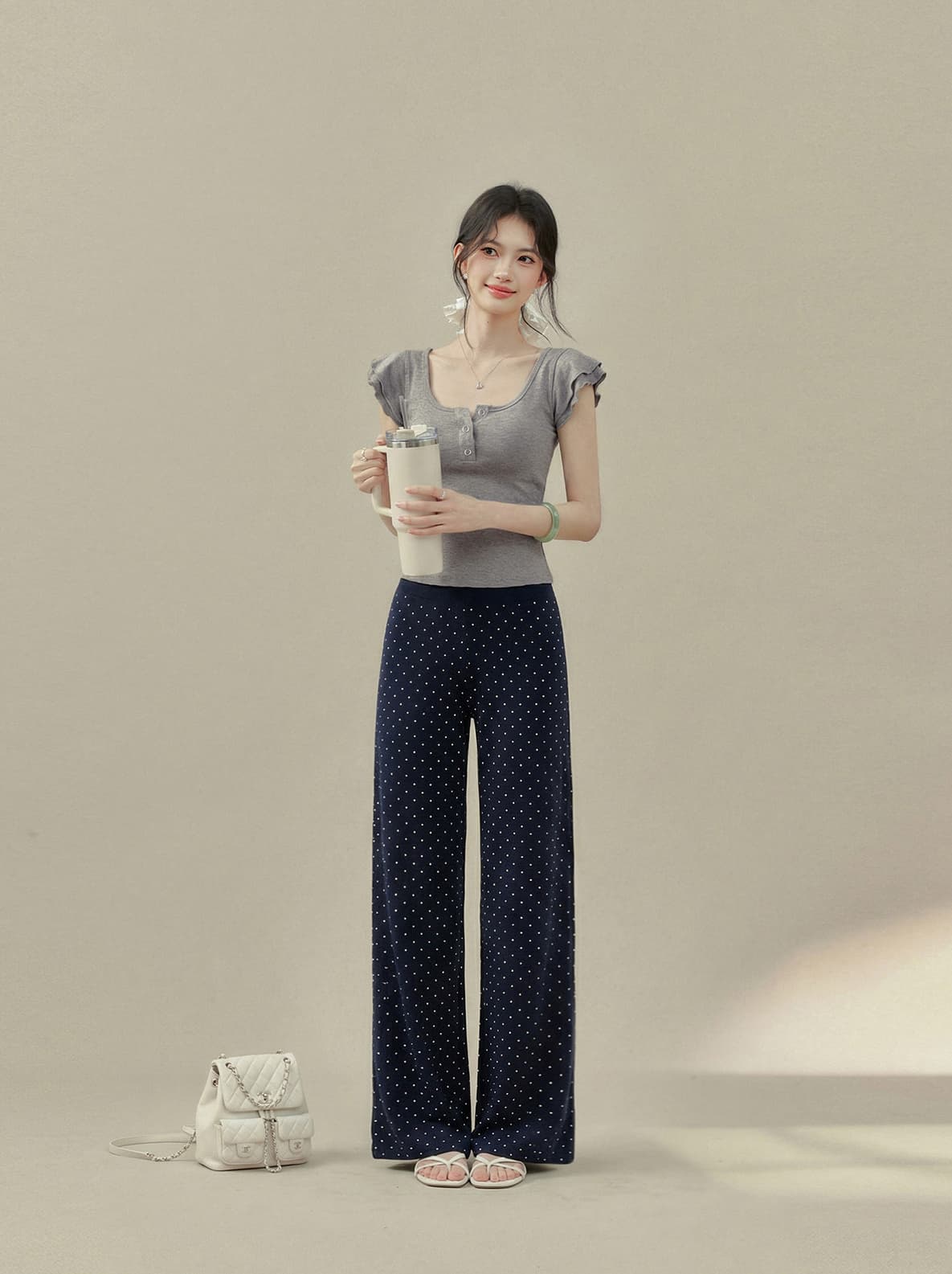 경관 그림 1 1 순면 리브 210 그램 반팔 티셔츠 여성 의류 여름 새로운 디자인 센스 작은 날다 소매 u 칼라 맨위 이미지 3