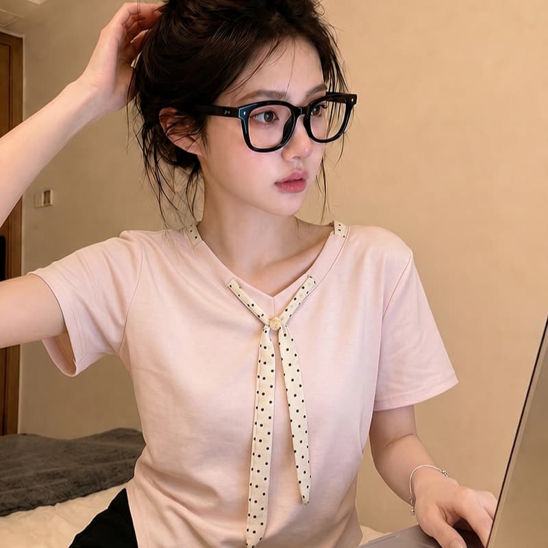 경관 그림 특별 가격 물 부드러운 면 양면 220 그램 반팔 티셔츠 여성 여름 새로운 디자인 센스 도트 무늬 스카프 V넥 맨위 이미지 5
