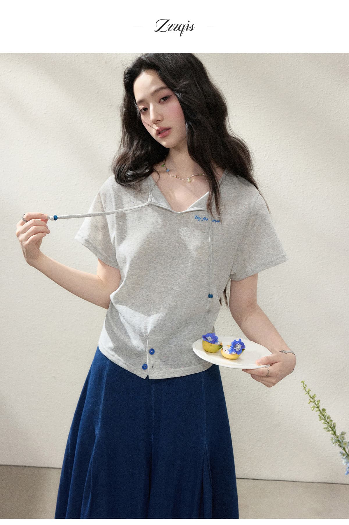 색상 포인트 천 반팔 티셔츠 여성 의류 여름 새로운 작은 샤넬 스타일 디자인 센스 단추 자수 한 첨부 된 의류 상세 이미지 8
