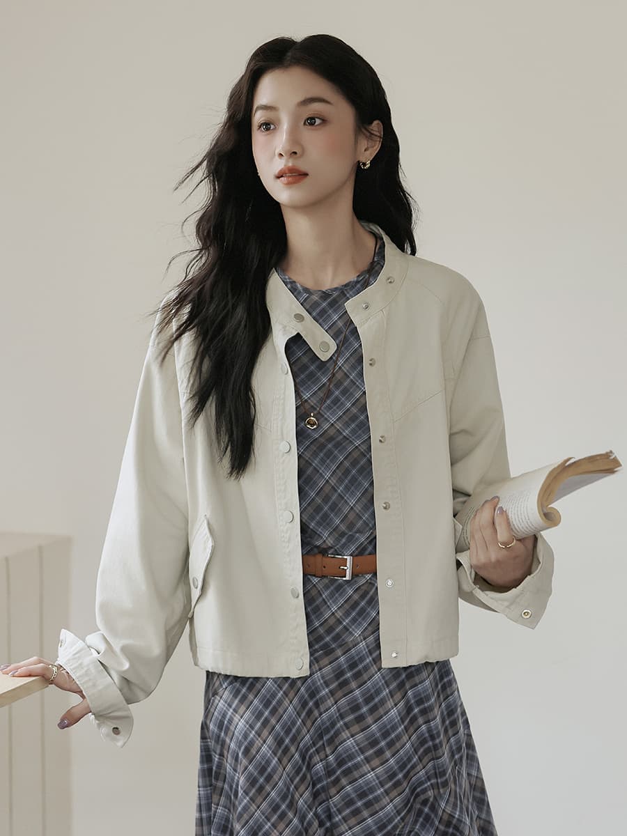 스탠드 칼라 워크웨어 데님 여성 코트 봄 2026 새로운 레트로 루즈핏 다용도 슬림해 보이는 디자인 센스 재킷 맨위
