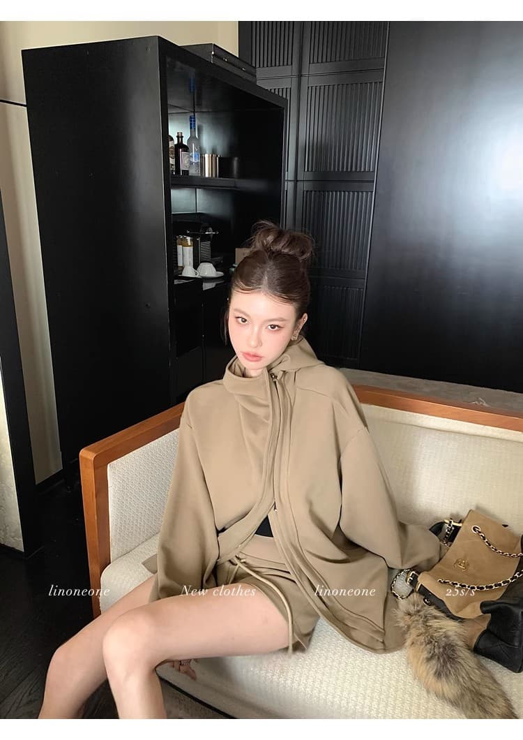 linoneone 화이트 여성 미학 한 부서 캐주얼 루즈핏 후드 티 스웨터 카디건 코트 펌프 로프 반바지 세트 상세 이미지 19