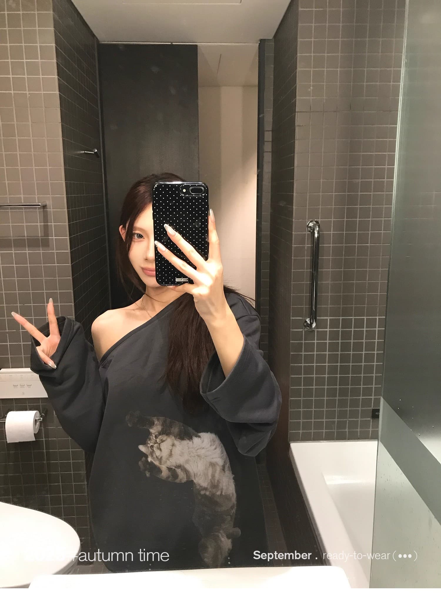 sunoneone 고양이 프린트 루즈핏 풀오버 캐주얼 비스듬한 어깨 오프숄더 후드티 여성 가을 아메리칸 작은 대중 맨위 상세 이미지 7