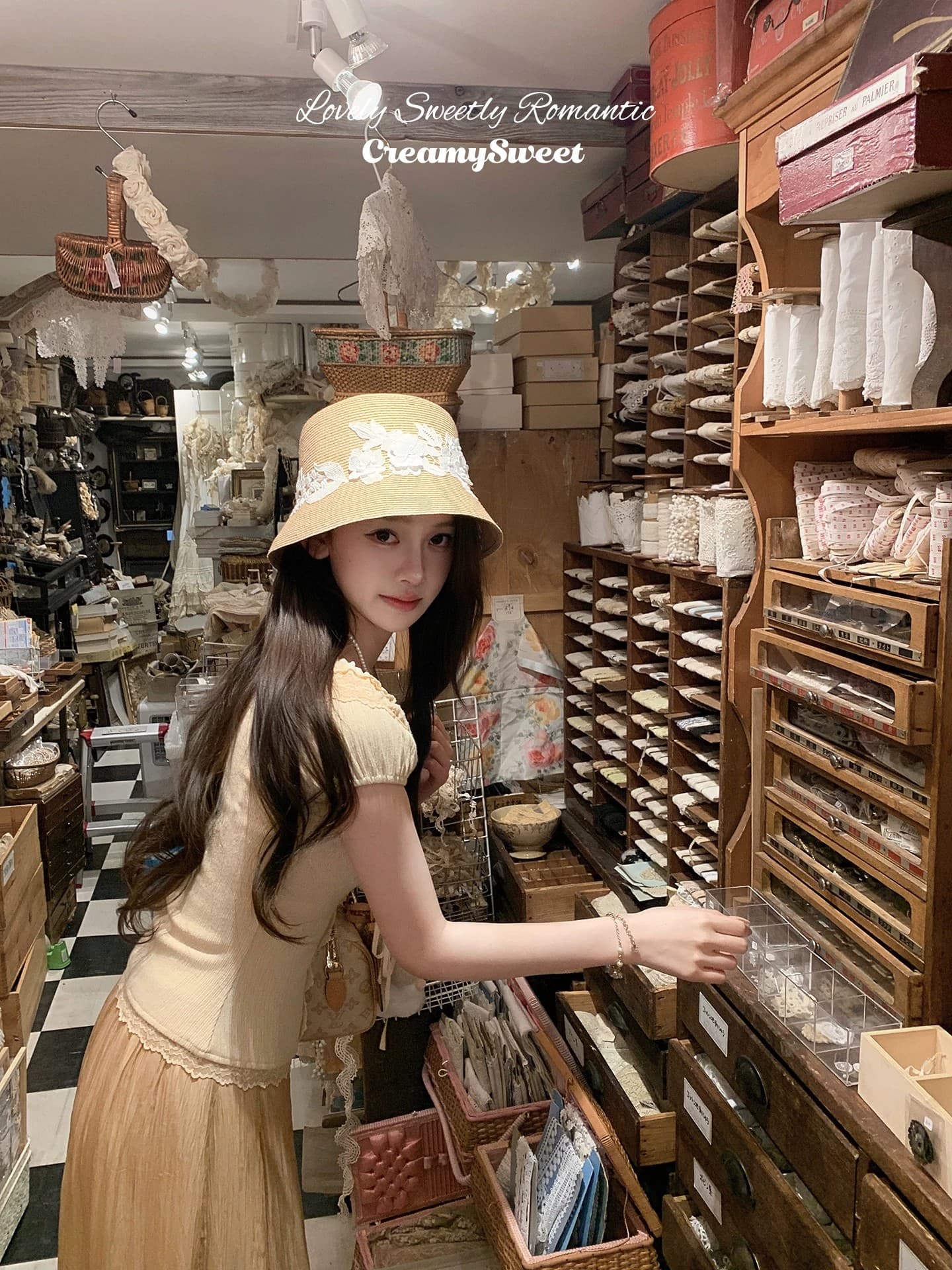 creamysweet 느긋한 펄럭 이는 바지 레이스 조각 홀로우 아웃 레이스 느슨함 도루 가을 센스 캐주얼 긴 바지 여성 상세 이미지 19