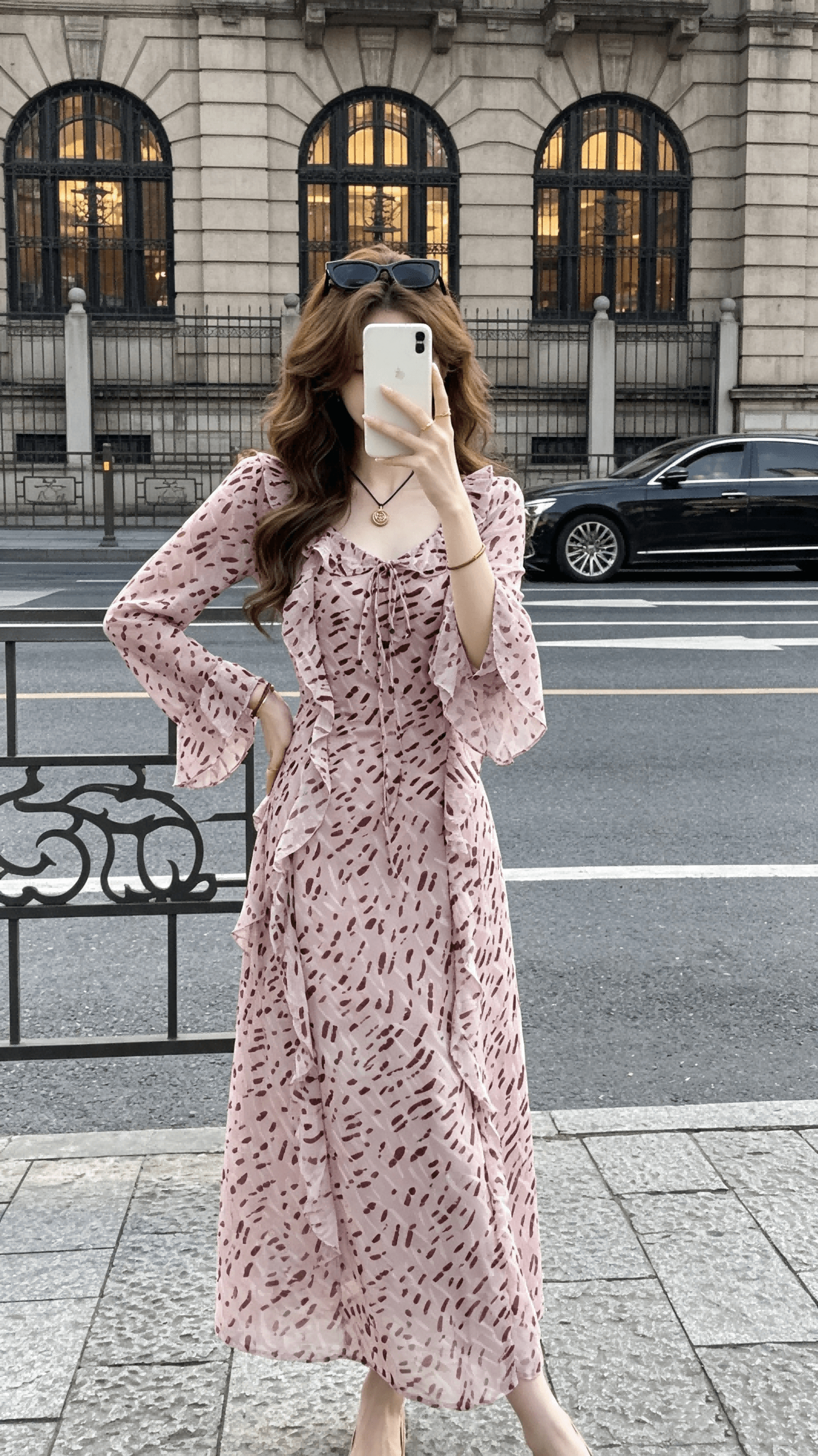 hi 아름다움 송 아 탑 리 아시아 인 세련된 휴가 바람 프릴 레이스업 나팔 소매 트임 프린트 여성 드레스 이미지 3