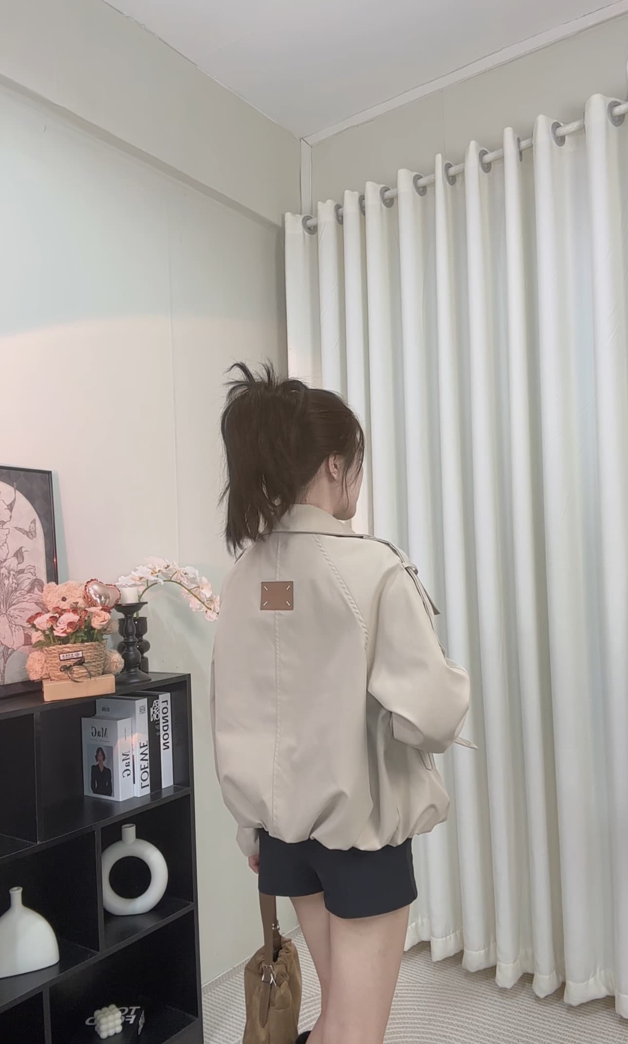 첸 좋은 난 nns ac e25 가을 새로운 영국식 바람 디자인 센스 스탠드 칼라 쇼트 스타일 한 부서 바람막이 여성 코트 이미지 2