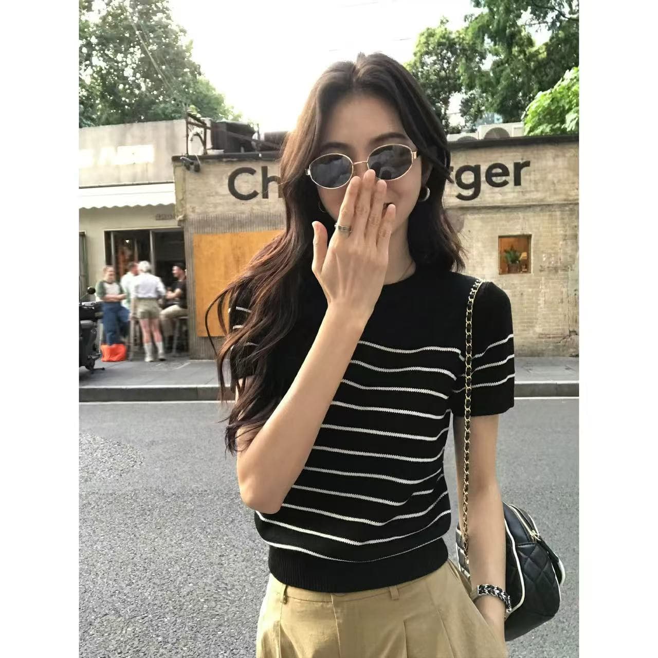 기초 흑백 줄무늬 반팔 티셔츠 여성 여름 루즈핏 캐주얼 슬림해 보이는 니트 맨위 이미지 2