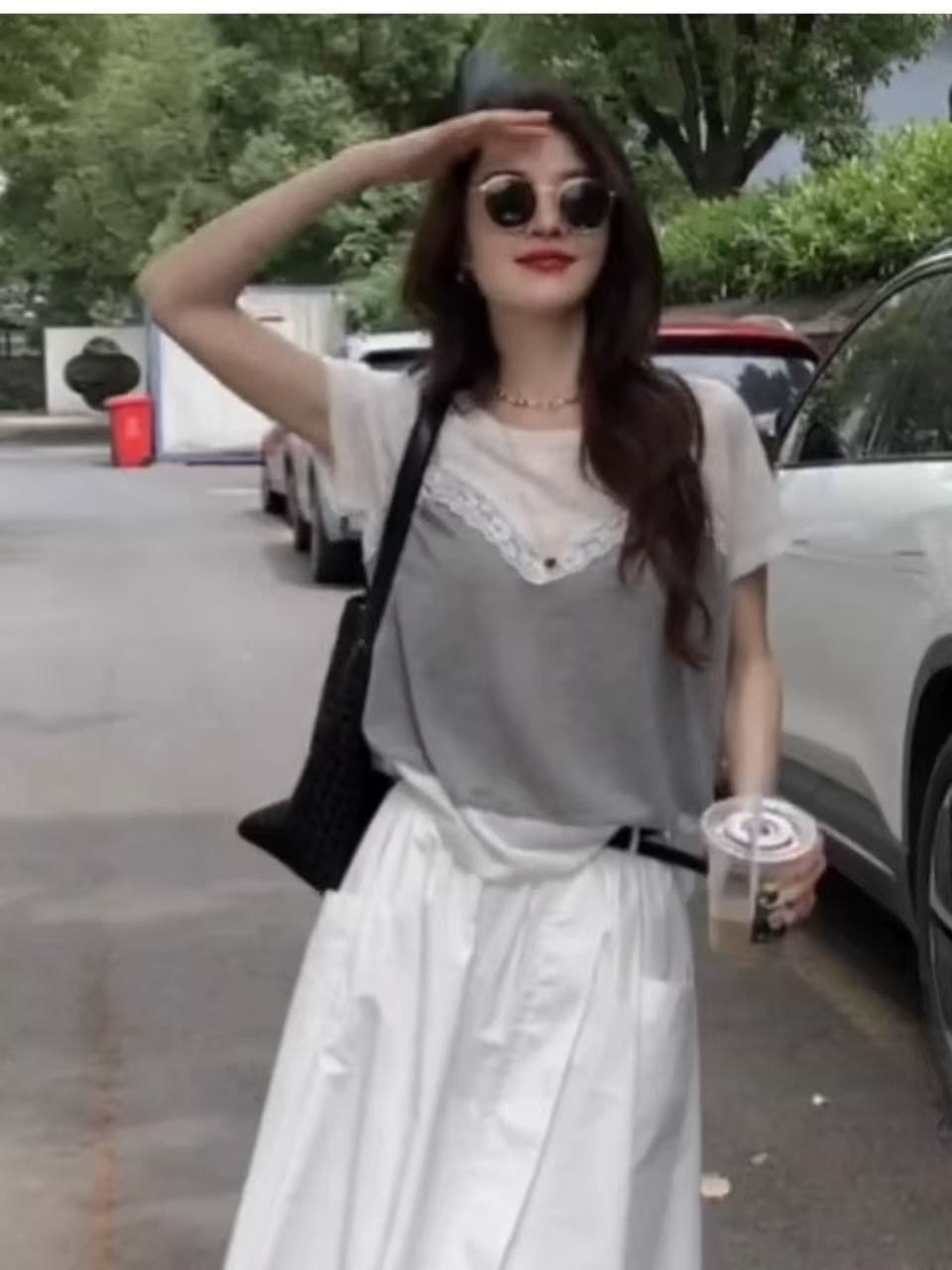 회색 얼음 실크 레이스 조각 페이크 레이어드 반팔 티셔츠 여성 여름 얇은 스타일 작은 키 긍정적 인 어깨 쇼트 스타일 맨위 상세 이미지 4
