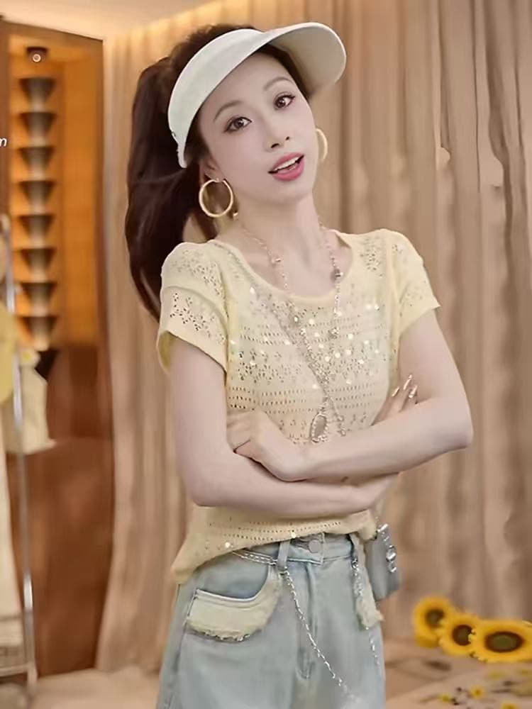 2026 년 여름 새로운 디자인 센스 뒤로 단추 홀로우 아웃 Feifei 소매 스팽글 달콤함 품격 맨위 여성 상세 이미지 6