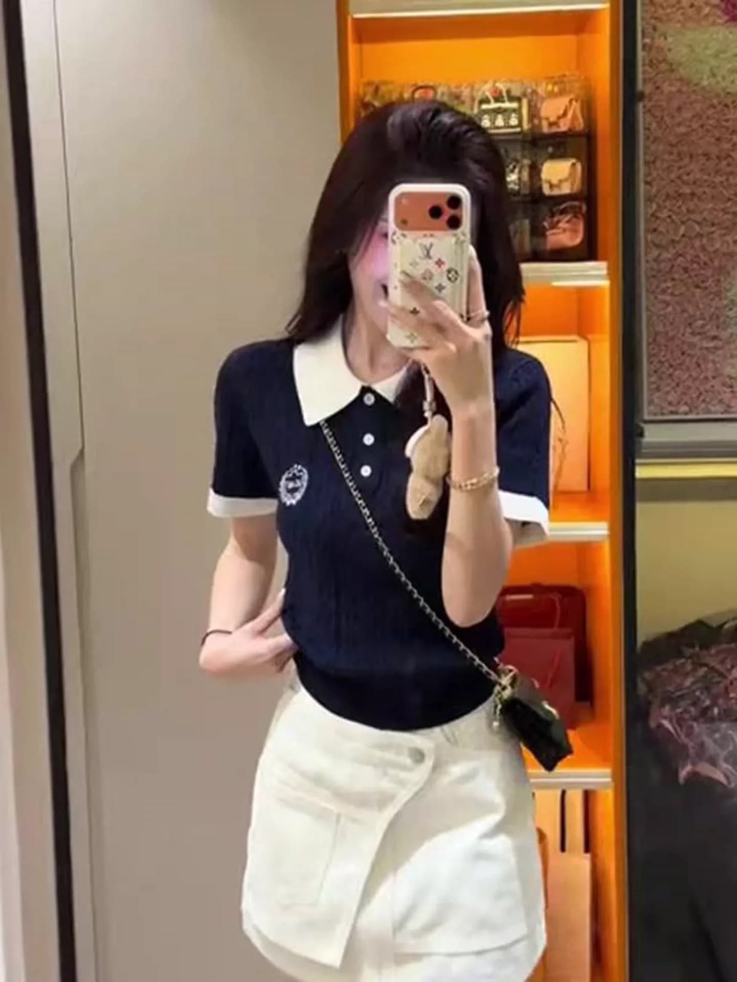 한 부서 학원 스타일 POLO 칼라 자수 얼음 실크 니트 반팔 티셔츠 여성 여름 배색 외국 가스 연령 감소 슬림해 보이는 맨위 이미지 3