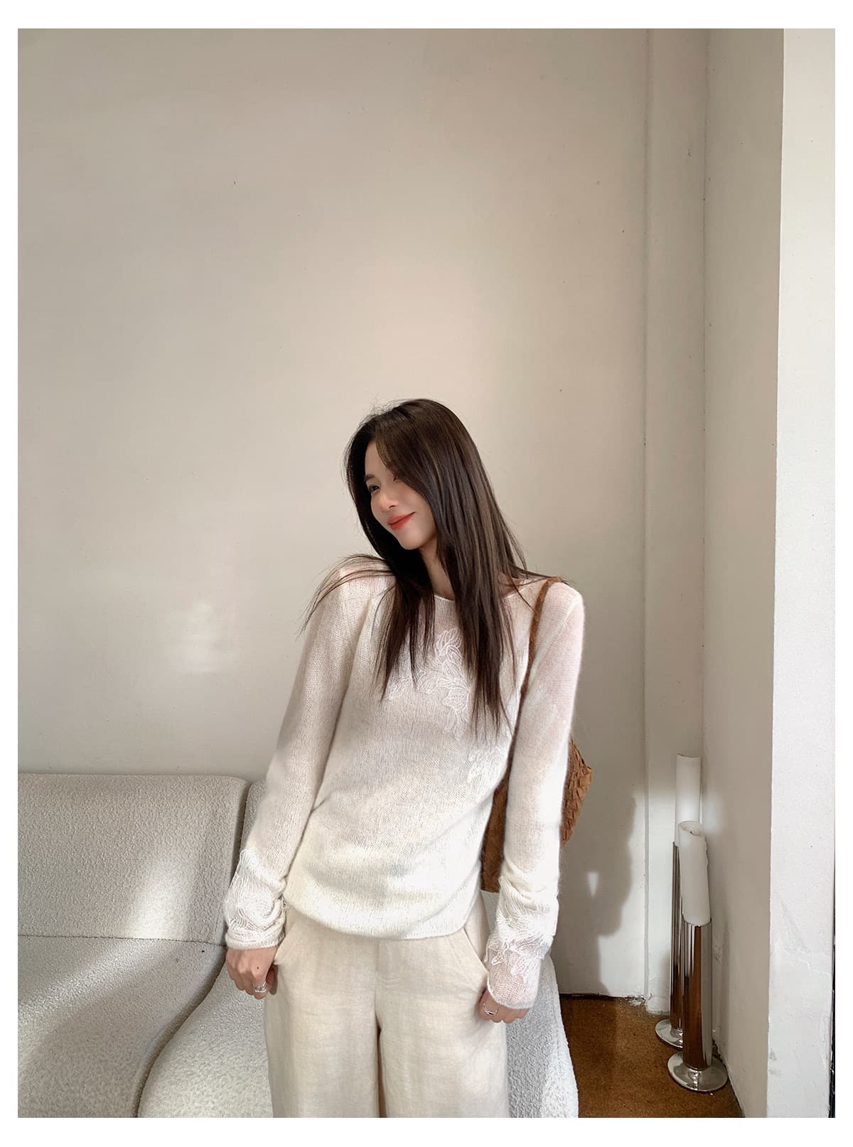 leetwins 꽃말 얕은 시리아 양 낙타 털 보트넥 니트 스웨터 여성 부드러운 찹쌀 부드러운 바람 품격 홀로우 아웃 맨위 상세 이미지 6